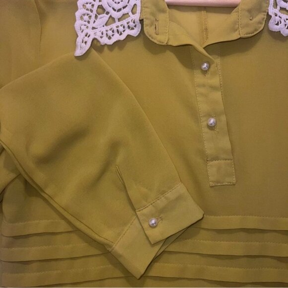 Umgee USA Mustard Yellow Blouse with Crochet Collar – Size M - Picture 7 of 11